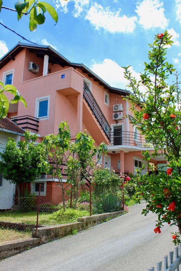 Apartments With A Parking Space Bilice, Krka - 13545 Шибеник Екстер'єр фото