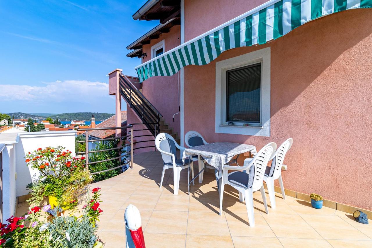 Apartments With A Parking Space Bilice, Krka - 13545 Шибеник Екстер'єр фото